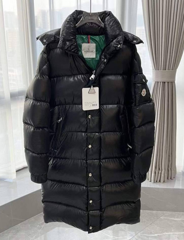 МУЖСКОЙ ПУХОВИК MONCLER 