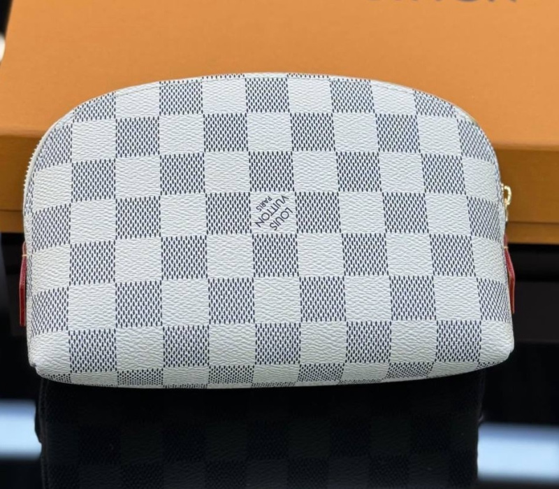 КОСМЕТИЧКА LOUIS VUITTON 