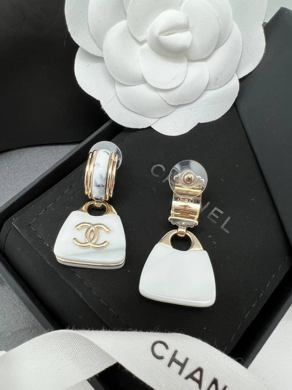 СЕРЬГИ CHANEL