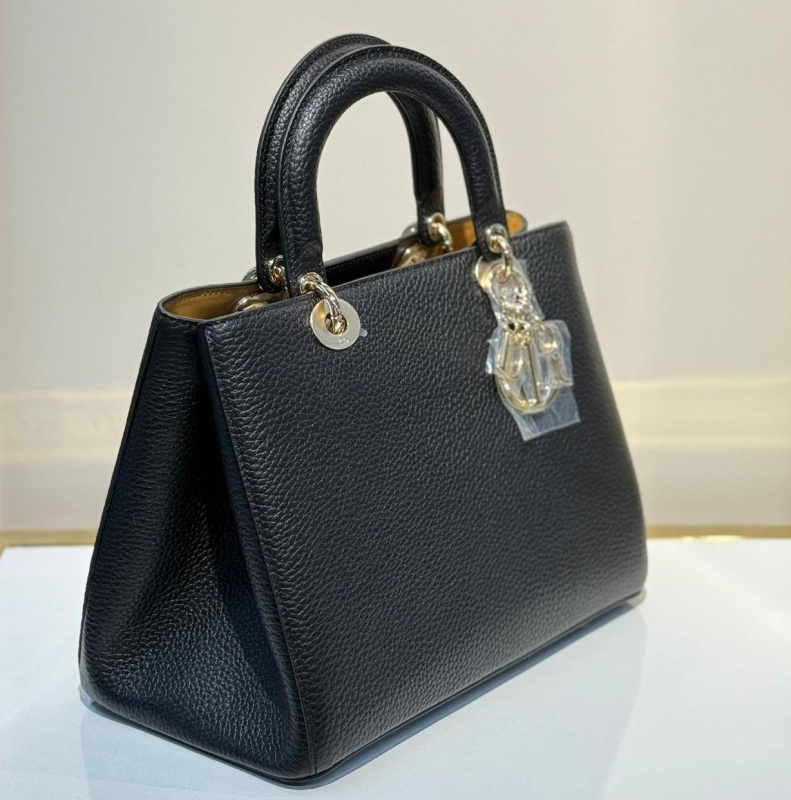 СУМКА CHRISTIAN DIOR DIORISSIMO 