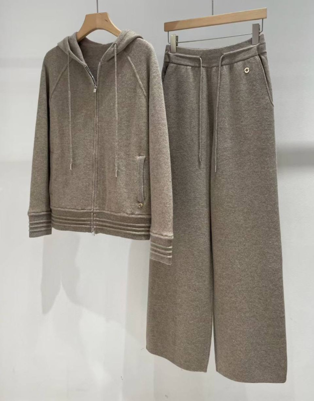 КОСТЮМ LORO PIANA 