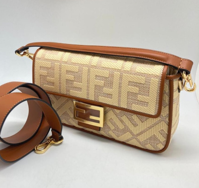 СУМКА FENDI BAGUETTE 