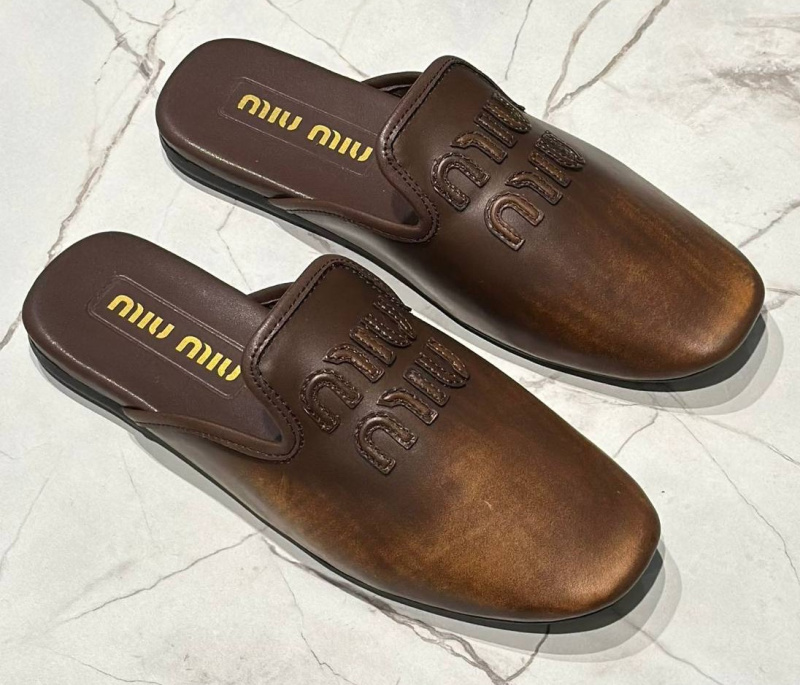 ШЛЕПКИ MIU MIU 