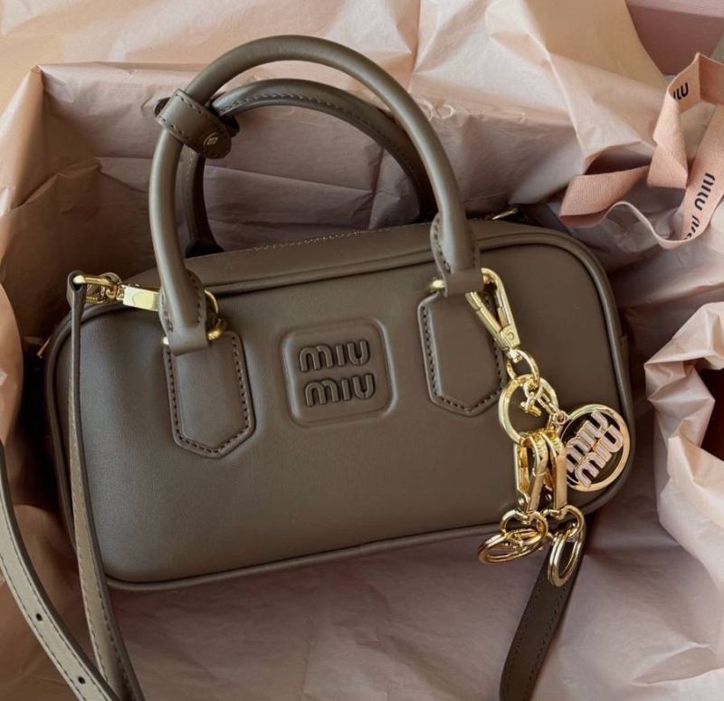 СУМКА MIU MIU 