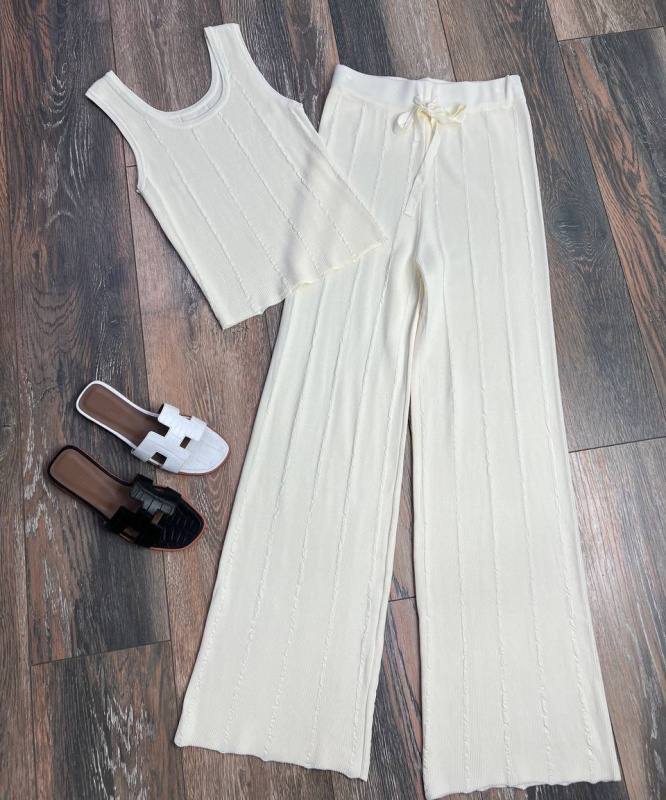 КОСТЮМ SELF-PORTRAIT 