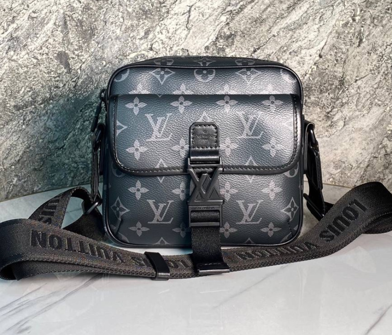 МУЖСКАЯ СУМКА МЕССЕНДЖЕР LOUIS VUITTON 
