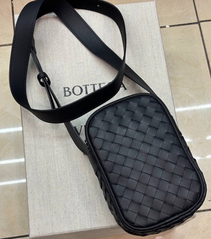 МУЖСКАЯ СУМКА МЕССЕНДЖЕР BOTTEGA VENETA 
