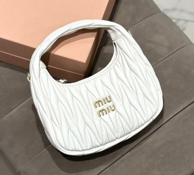 СУМКА MIU MIU WANDER 