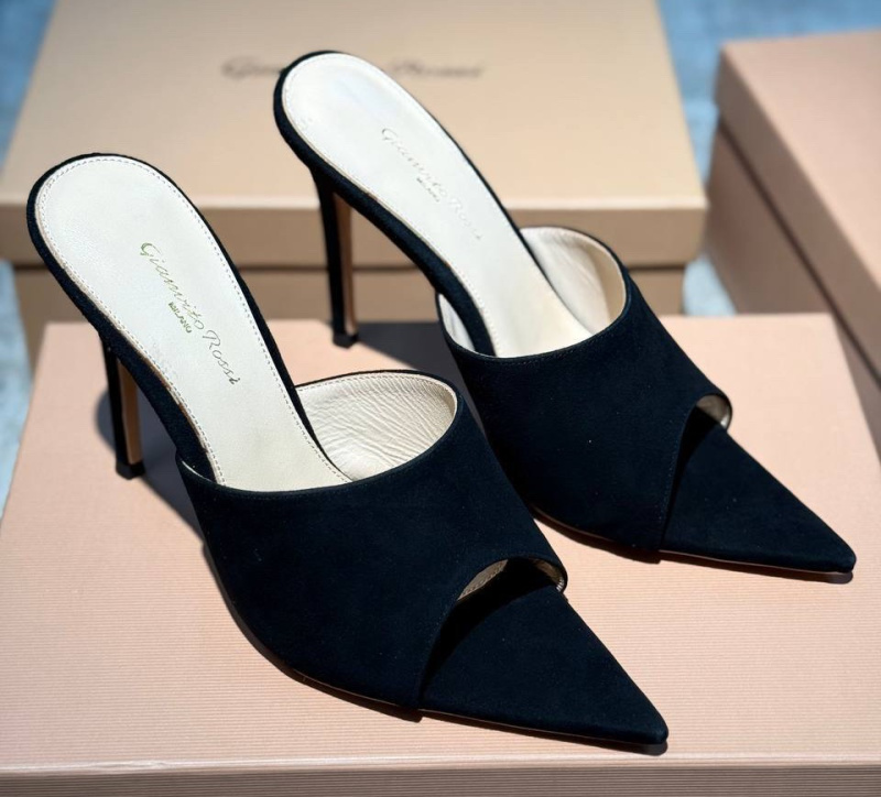 ШЛЕПКИ GIANVITO ROSSI 