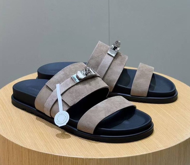 МУЖСКИЕ ШЛЕПКИ HERMES 