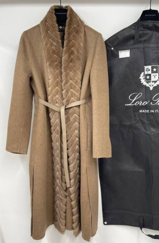 ПАЛЬТО LORO PIANA 