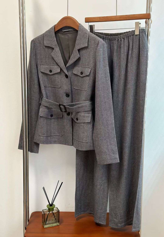 КОСТЮМ LORO PIANA 