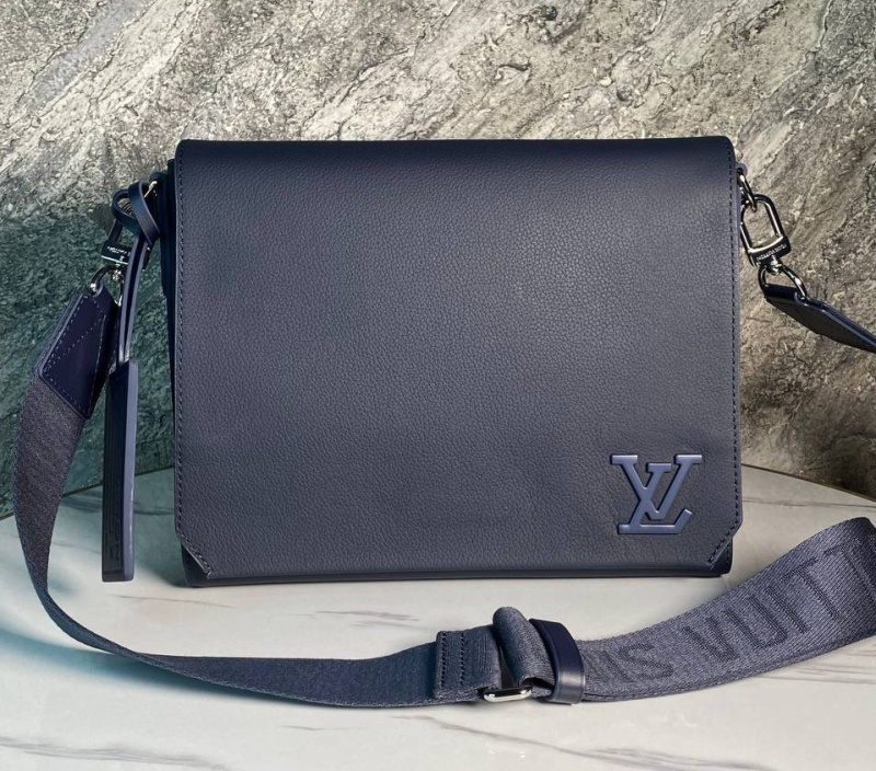 МУЖСКАЯ СУМКА МЕССЕНДЖЕР LOUIS VUITTON 