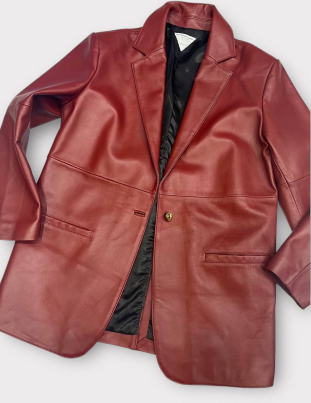 КУРТКА BOTTEGA VENETA 