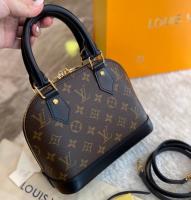 СУМКА LOUIS VUITTON ALMA BB