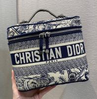 КОСМЕТИЧКА CHRISTIAN DIOR