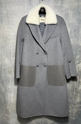 ПАЛЬТО FENDI