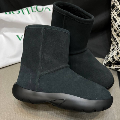 УГГИ BOTTEGA VENETA 