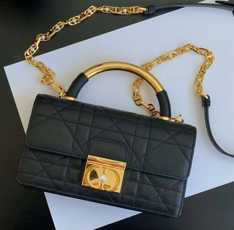СУМКА CHRISTIAN DIOR 