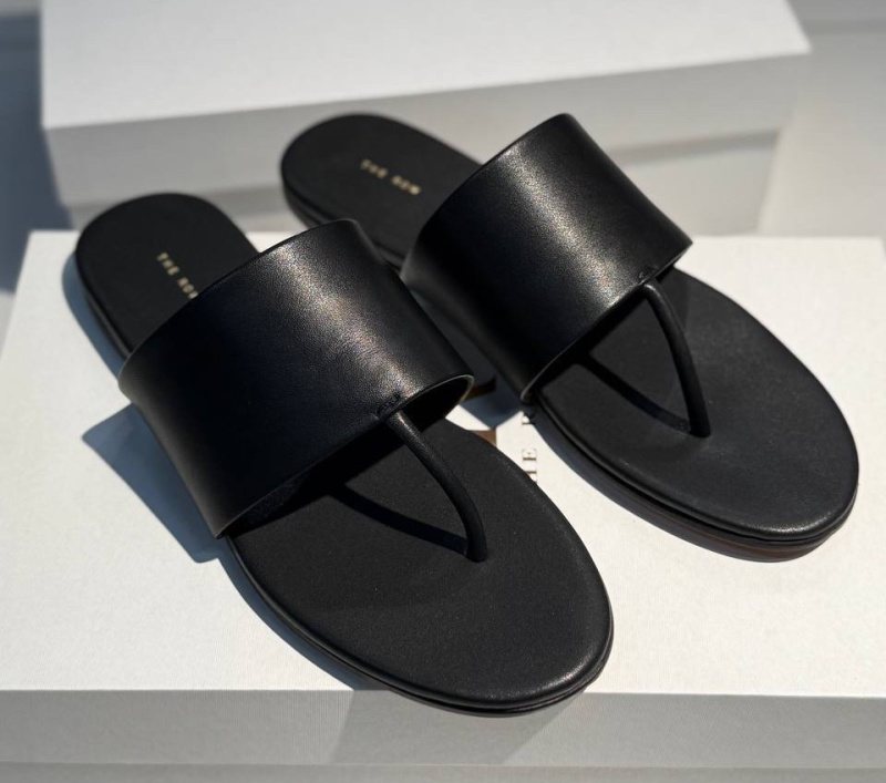 ШЛЕПКИ THE ROW 