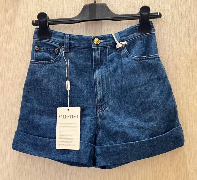 ШОРТЫ VALENTINO 