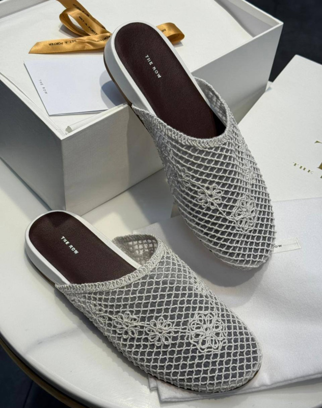 ШЛЕПКИ THE ROW 