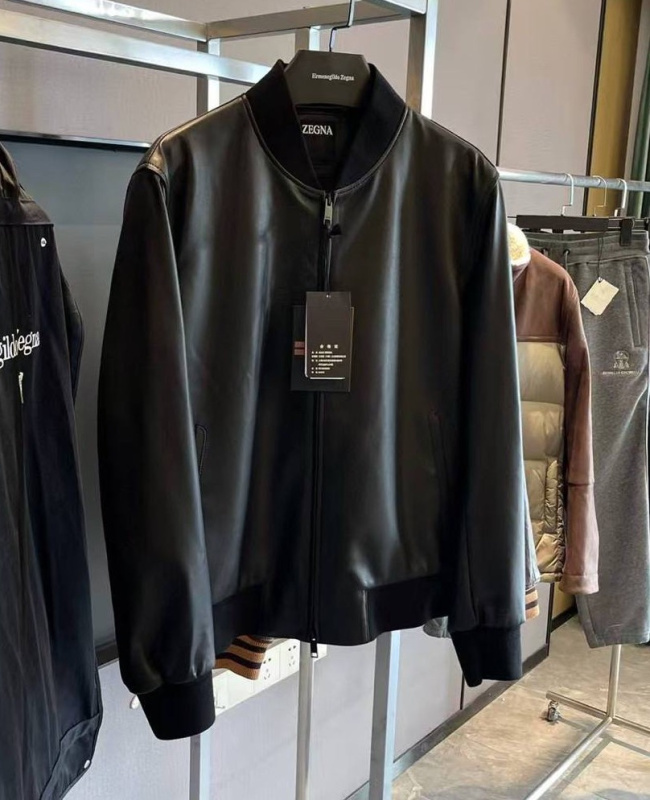 МУЖСКОЙ БОМБЕР ZEGNA 