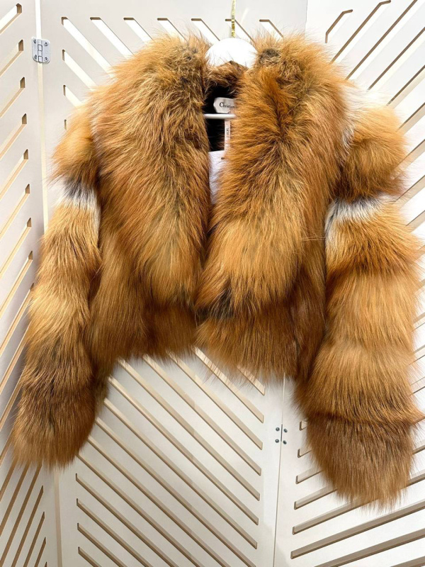 ШУБА CHRISTIAN DIOR 