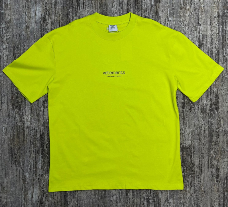 МУЖСКАЯ ФУТБОЛКА VETEMENTS 