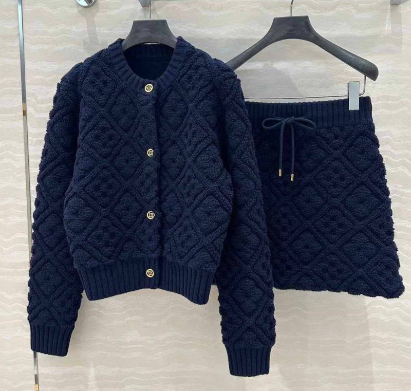 КОСТЮМ LOUIS VUITTON 