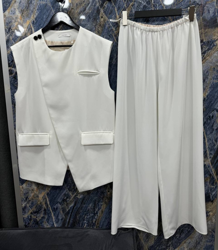 КОСТЮМ THE ROW 