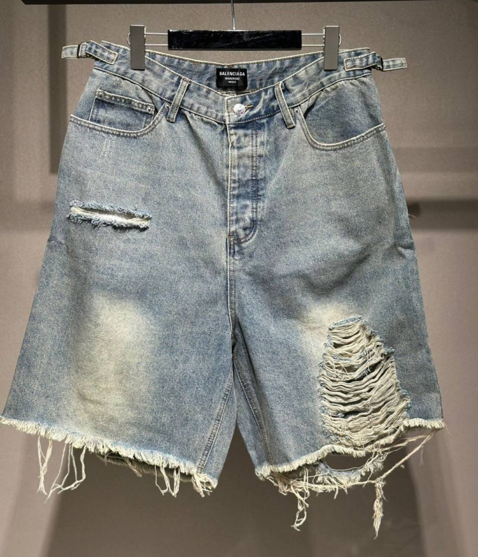 МУЖСКИЕ ШОРТЫ BALENCIAGA 