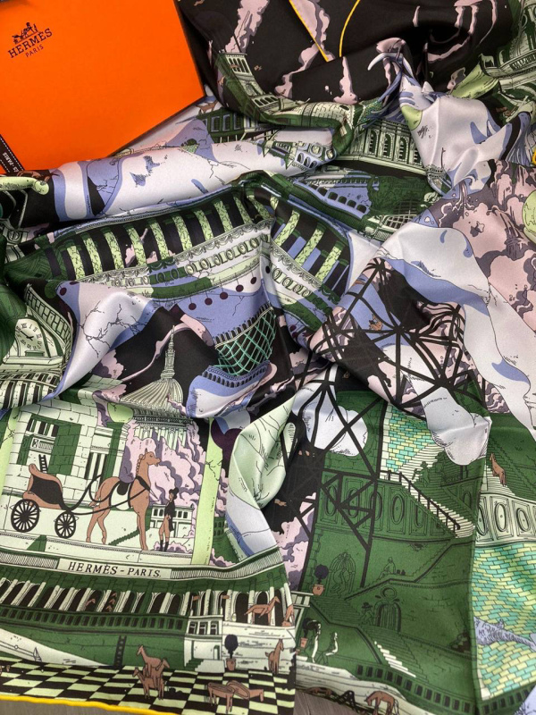 ПЛАТОК HERMES 