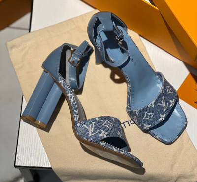 БОСОНОЖКИ LOUIS VUITTON 