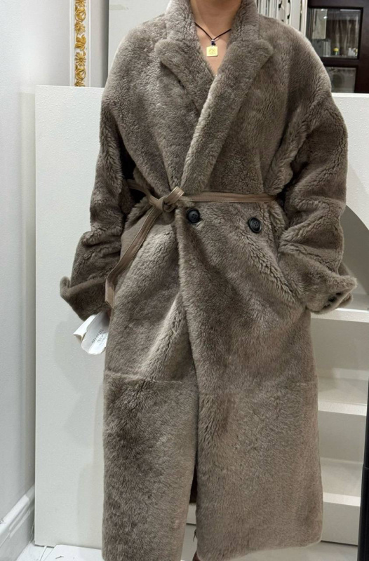 ПАЛЬТО МЕХОВОЕ MIU MIU 