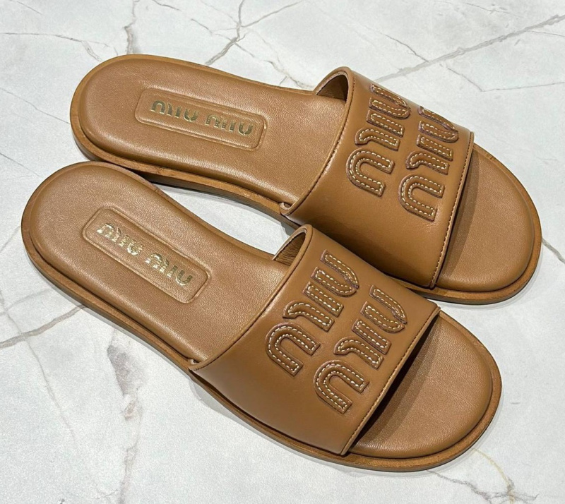 ШЛЕПКИ MIU MIU 