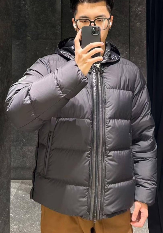 МУЖСКАЯ КУРТКА MONCLER 