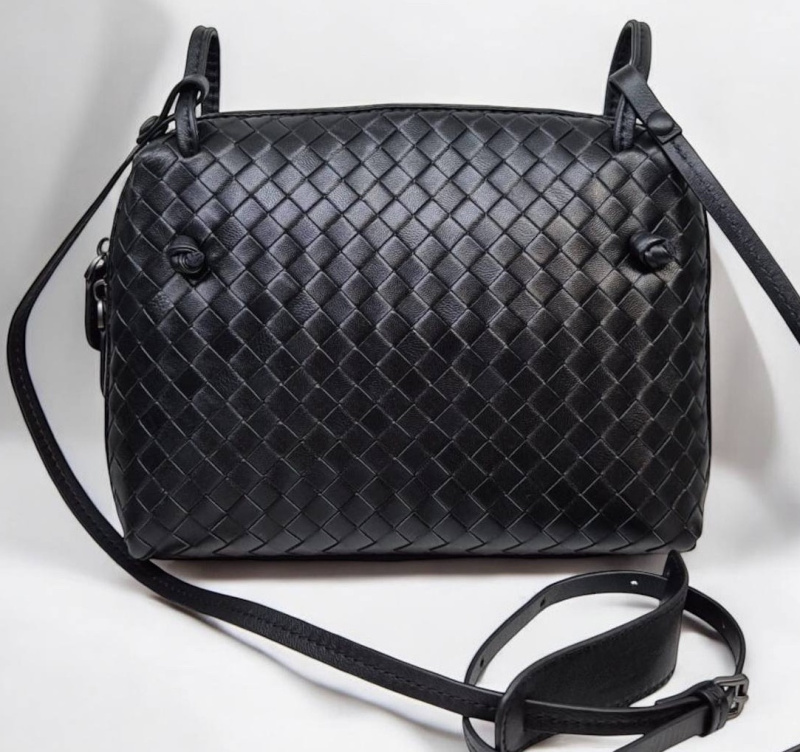 СУМКА BOTTEGA VENETA 