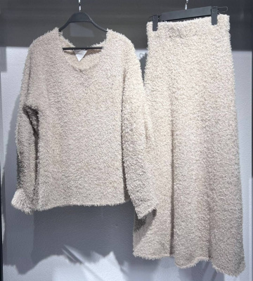 КОСТЮМ BOTTEGA VENETA 