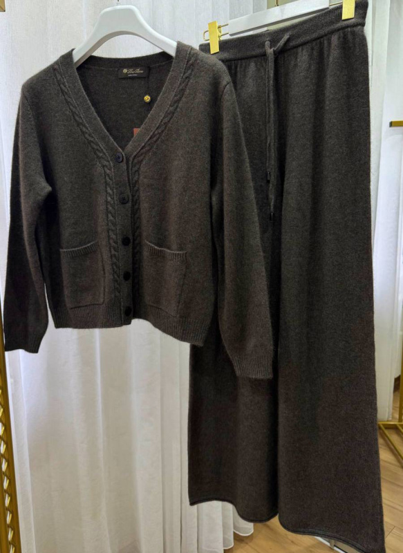 КОСТЮМ LORO PIANA 