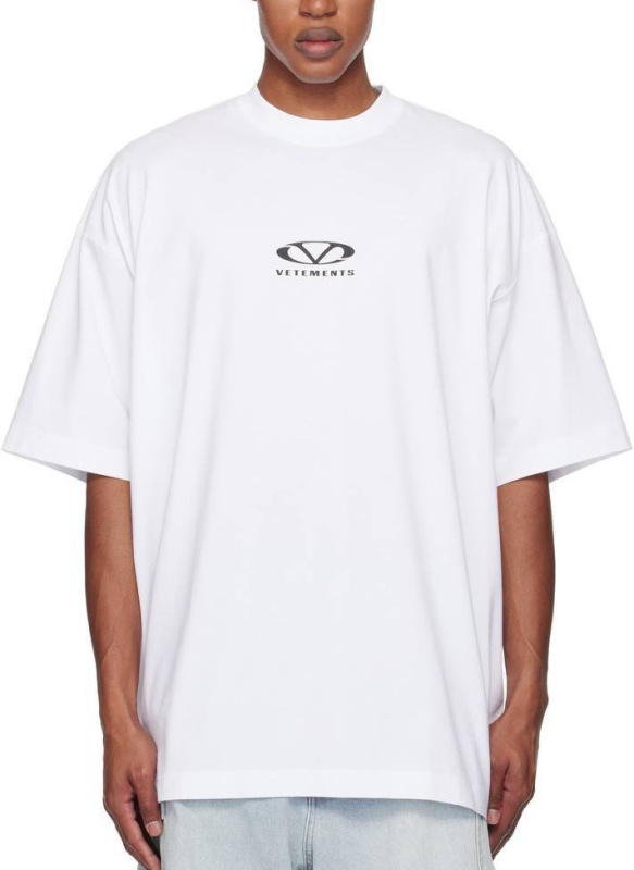 МУЖСКАЯ ФУТБОЛКА VETEMENTS 