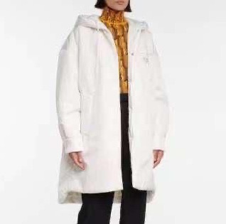 ПУХОВИК PRADA