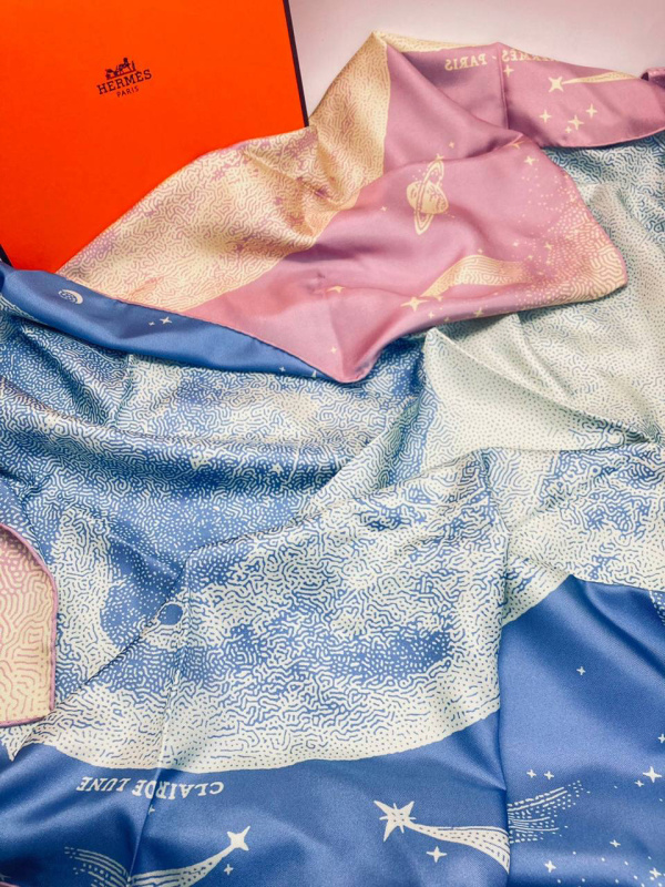 ПЛАТОК HERMES 