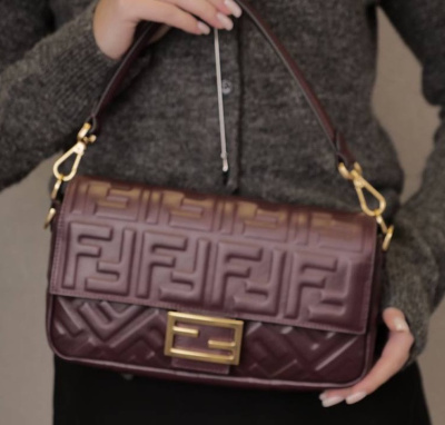 СУМКА FENDI BAGUETTE