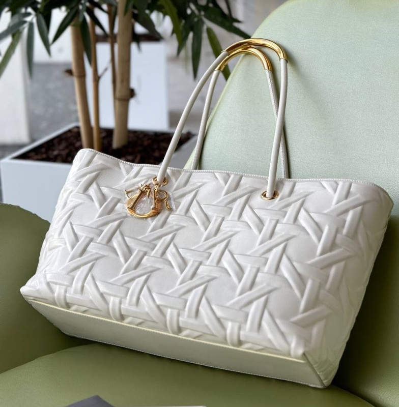 СУМКА CHRISTIAN DIOR 