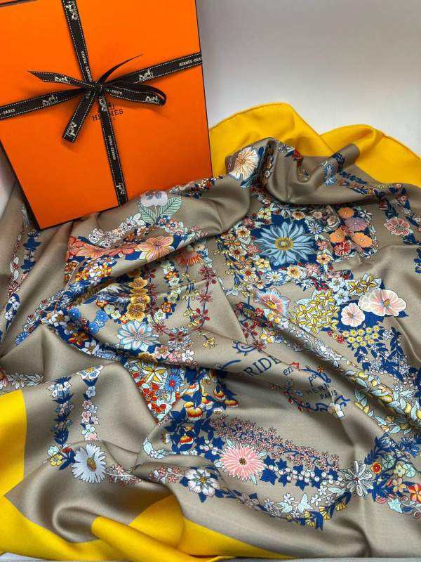 ПЛАТОК HERMES 