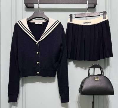 КОСТЮМ MIU MIU 