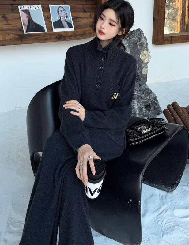 КОСТЮМ MAX MARA 