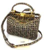 СУМКА FENDI PEEKABOO