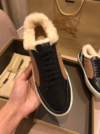 КРОССОВКИ BURBERRY 52982 детальное фото товара